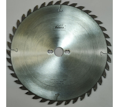 Пильный диск по дереву 330x3.2/2.2x30 z40  81 WZ