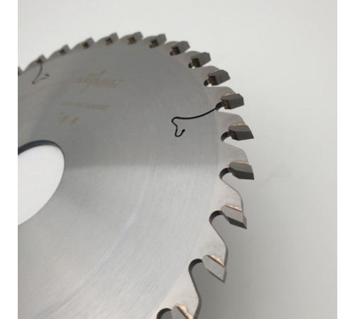 Пильный диск для раскроечных центров подрезной 200x4.3-5.5/3.2x30 Z36 RED SAMURAI